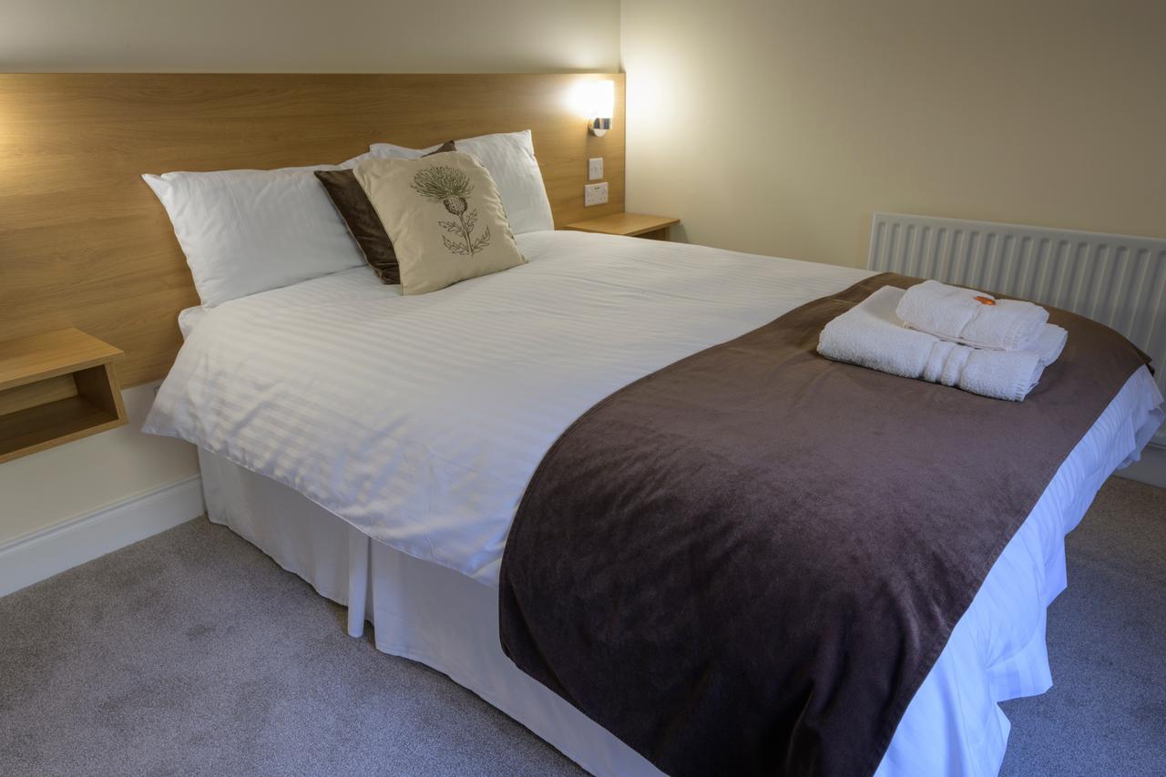 Bracarina House Bed & Breakfast & Caledonian Studio Invermoriston Exterior photo